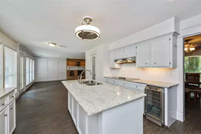 2824 S Logrun Circle, The Woodlands, TX 77380 - Photo 17