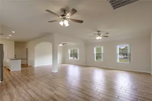 72 Oak Hill Dr, Huntsville, TX 77320 - Photo 15