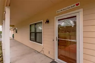 72 Oak Hill Dr, Huntsville, TX 77320 - Photo 5