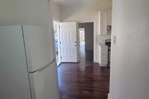 131 N Maplewood St, Houston, TX 77011 - Photo 11