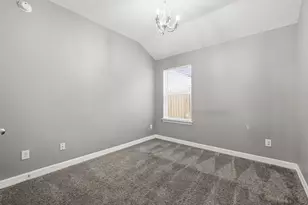 1715 Round Oak Ln, Conroe, TX 77304 - Photo 21