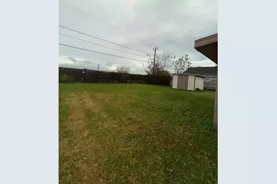 2018 N Avenue H, Freeport, TX 77541 - Photo 21