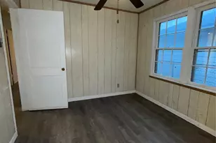 2018 N Avenue H, Freeport, TX 77541 - Photo 11