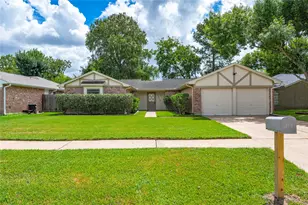 2915 Early Turn Dr, Webster, TX 77598 - Photo 27