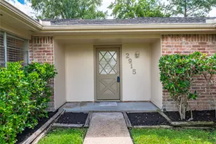 2915 Early Turn Dr, Webster, TX 77598 - Photo 5