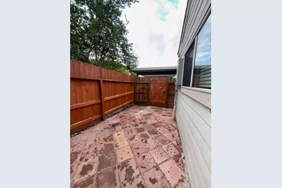 9353 Westwood Village #42, Houston, TX 77036 - Photo 7