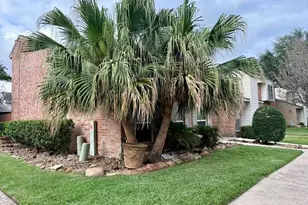 9353 Westwood Village, Houston, TX 77036 - Photo 9