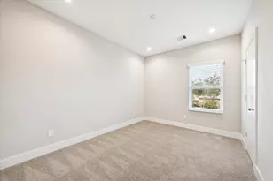 8662 Easthaven Blvd, Houston, TX 77075 - Photo 9