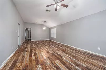 8019 Rosemary Drive, Baytown, TX 77521 - Photo 15