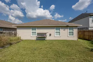 8019 Rosemary Drive, Baytown, TX 77521 - Photo 35