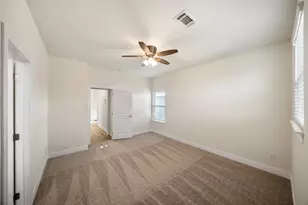 410 W Marlin St W, Willis, TX 77378 - Photo 17