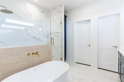 2426 Ella Boulevard, Houston, TX 77008 - Photo 21