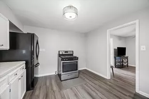 7837 Dayton St, Houston, TX 77012 - Photo 7
