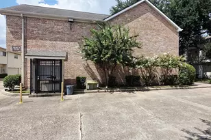 2323 Augusta Dr, Houston, TX 77057 - Photo 15