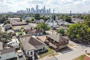 1414 1/2 Campbell St, Houston, TX 77009 - Photo 13