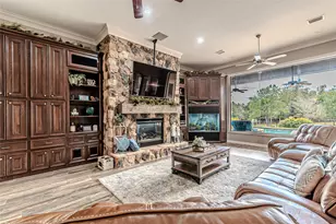 15569 Crown Oaks Dr, Montgomery, TX 77316 - Photo 9