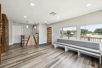 2106 Antoine Drive, Houston, TX 77055 - Photo 5