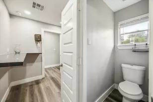 2106 Antoine Dr, Houston, TX 77055 - Photo 15