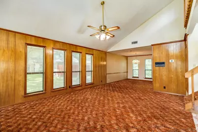 204 Sleepy Hollow Drive, Lake Jackson, TX 77566 - Photo 9