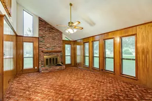 204 Sleepy Hollow Dr, Lake Jackson, TX 77566 - Photo 7