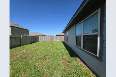 201 Bennett Street, Angleton, TX 77515 - Photo 13
