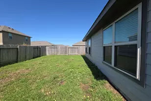 201 Bennett St, Angleton, TX 77515 - Photo 13