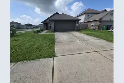 201 Bennett Street, Angleton, TX 77515 - Photo 17