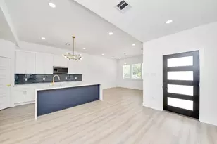 3724 Rebecca St, Houston, TX 77021 - Photo 7