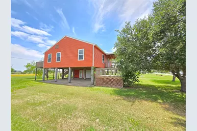 205 Buckskin Drive, Palacios, TX 77465 - Photo 3