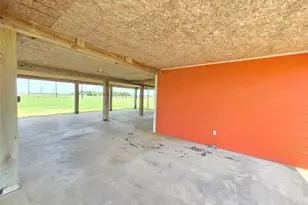 205 Buckskin Dr, Palacios, TX 77465 - Photo 7