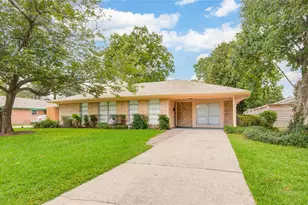 11206 Cliffwood Dr, Houston, TX 77035 - Photo 13