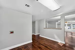 4034 Caplin St, Houston, TX 77026 - Photo 17