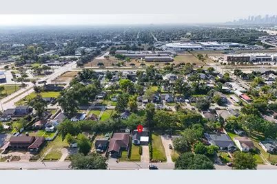 4034 Caplin Street, Houston, TX 77026 - Photo 35