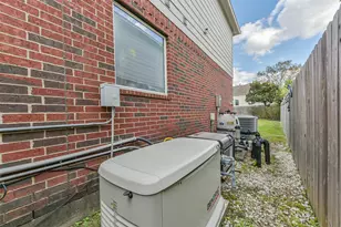 6806 Russelfield Ln, Houston, TX 77049 - Photo 41