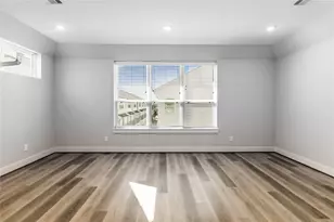 1250 N Post Oak Rd, Houston, TX 77055 - Photo 13