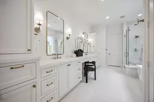 823 Wycliffe Dr, Houston, TX 77079 - Photo 11