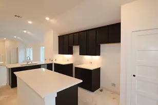 31010 Newcomb Landing Ln, Waller, TX 77484 - Photo 3