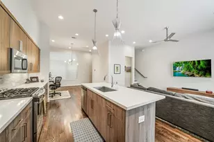 1004 California St, Houston, TX 77006 - Photo 17