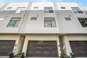 1004 California St, Houston, TX 77006 - Photo 1