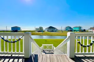 3174 Sea Castle Dr, Crystal Beach, TX 77650 - Photo 33