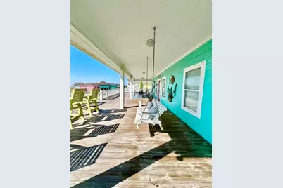 3174 Sea Castle Drive, Crystal Beach, TX 77650 - Photo 35