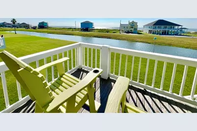 3174 Sea Castle Drive, Crystal Beach, TX 77650 - Photo 3