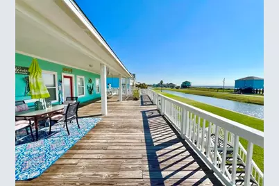 3174 Sea Castle Drive, Crystal Beach, TX 77650 - Photo 31