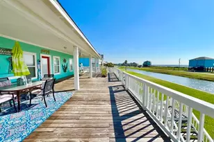 3174 Sea Castle Dr, Crystal Beach, TX 77650 - Photo 31