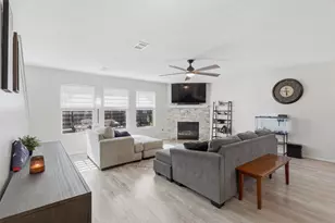 16852 Greenhouse St, Conroe, TX 77385 - Photo 7