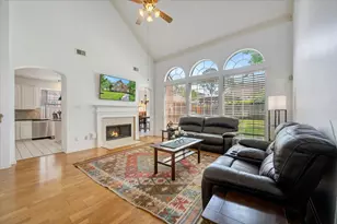 11827 Orchard Mountain Dr, Houston, TX 77059 - Photo 11