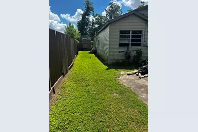 7214 Schuller Road, Houston, TX 77093 - Photo 9