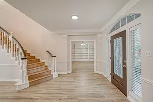 18 Turtle Creek Manor, Sugar Land, TX 77479 - Photo 5