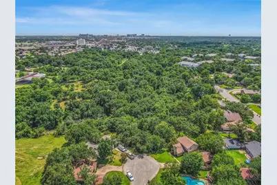 3814 Valley Oaks Drive, Bryan, TX 77802 - Photo 3