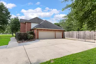 2608 Silverstone Way, Conroe, TX 77304 - Photo 41